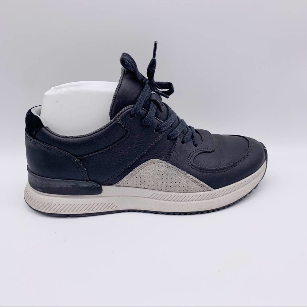 Everlane The Trainer Sneaker